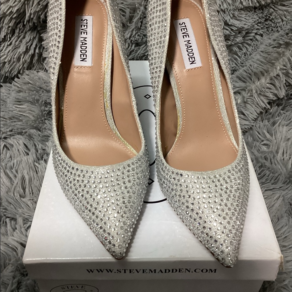 ******SOLD*****Rhinestone heels